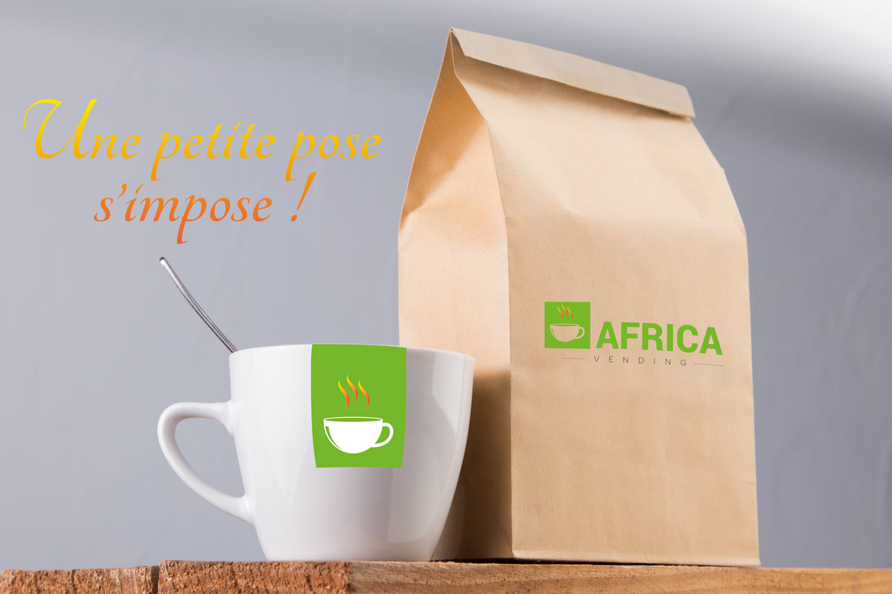 Tasse de café et sachet Africa Vending